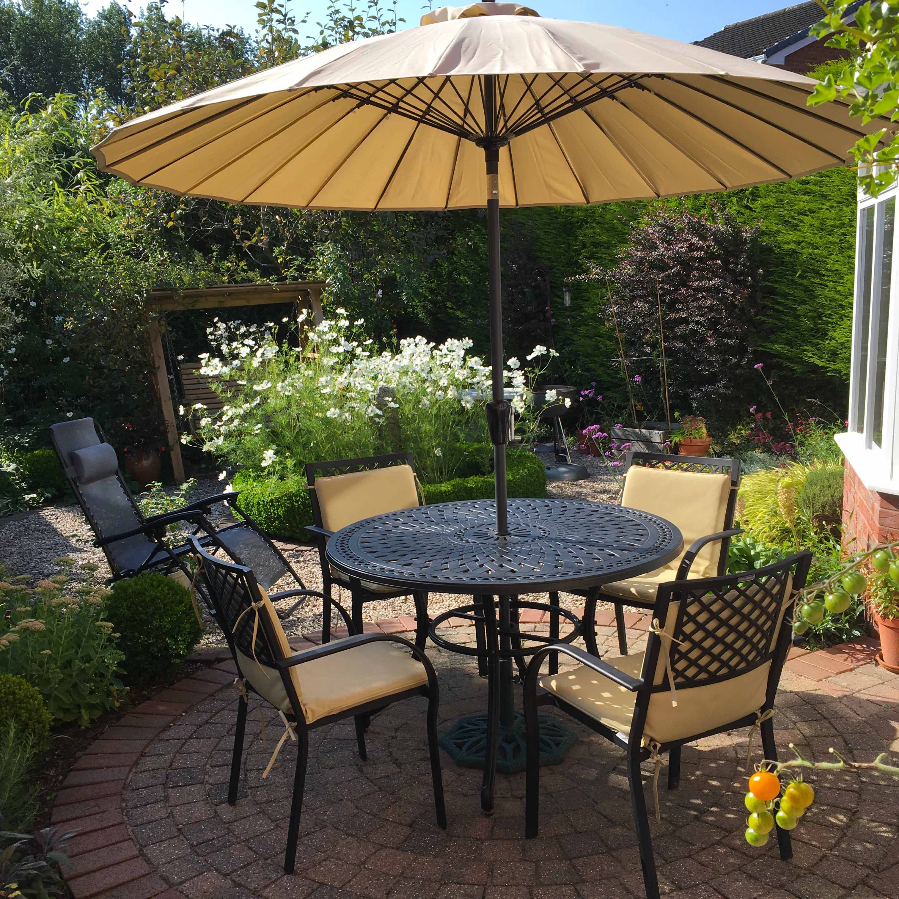 Alice Table 4 Seater Set - Antique Bronze - Image 9