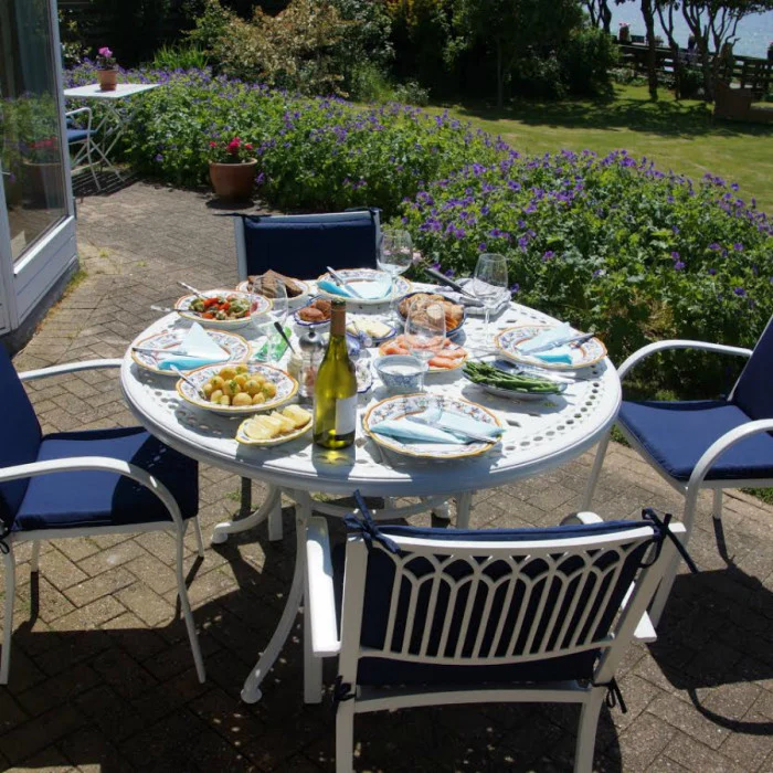 Alice Table 6 Seater Set - White - Image 9