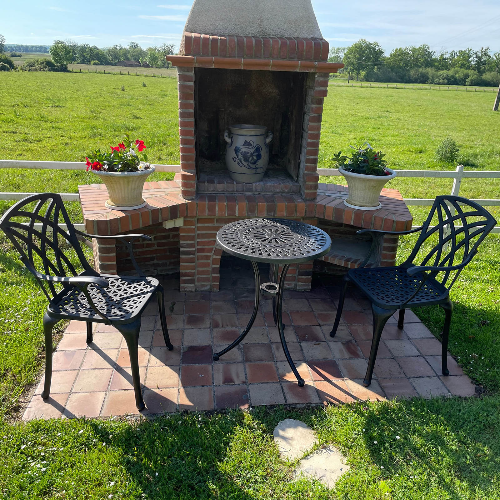 Eve Bistro Table 2 Seater Set - Antique Bronze - Image 10