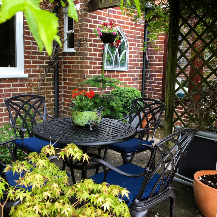 Hannah Table 4 Seater Set - Antique Bronze - Image 7