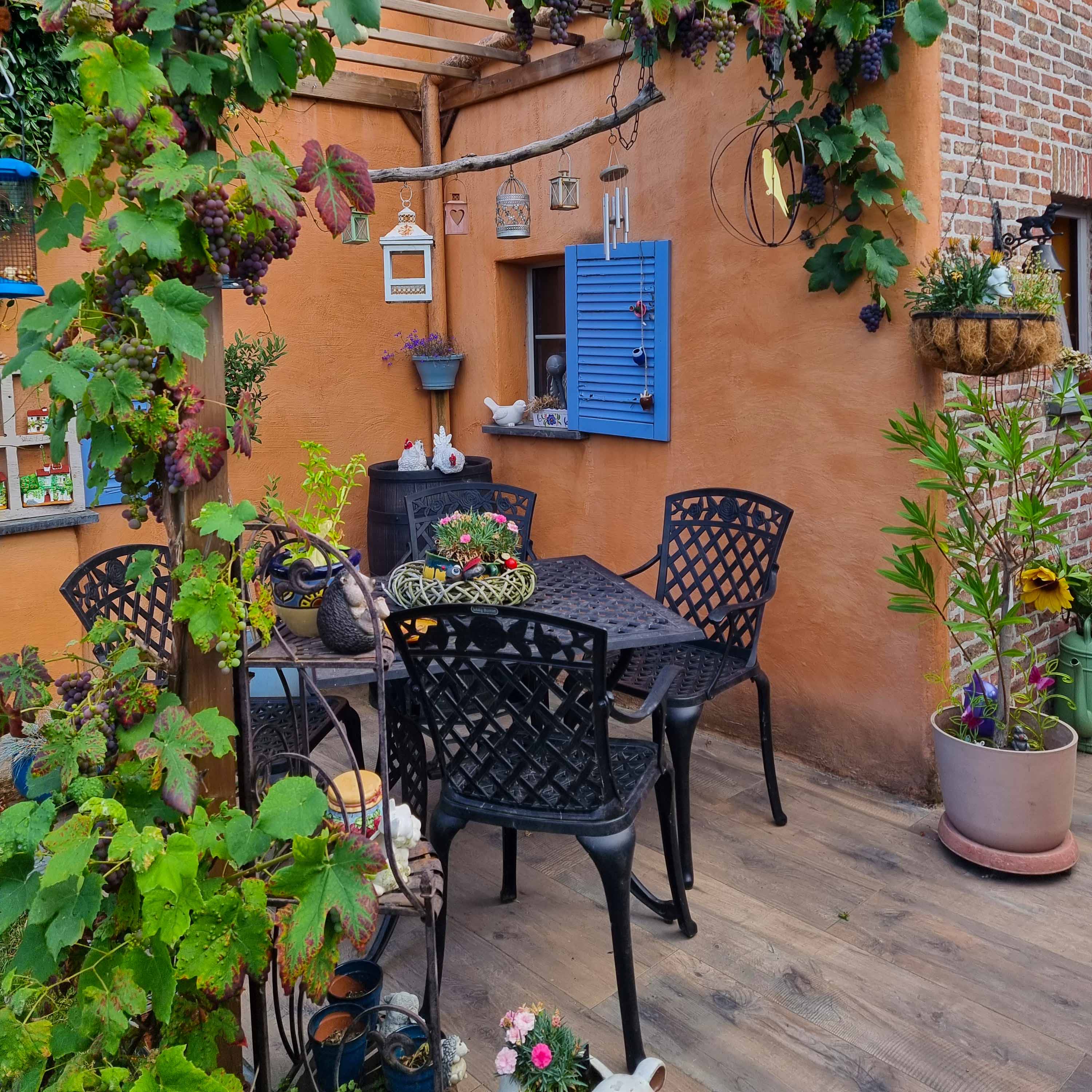 Lucy Table 4 Seater Set - Antique Bronze - Image 5