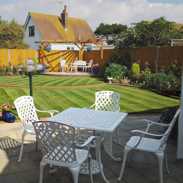 Lucy Table 4 Seater Set - White - Image 3