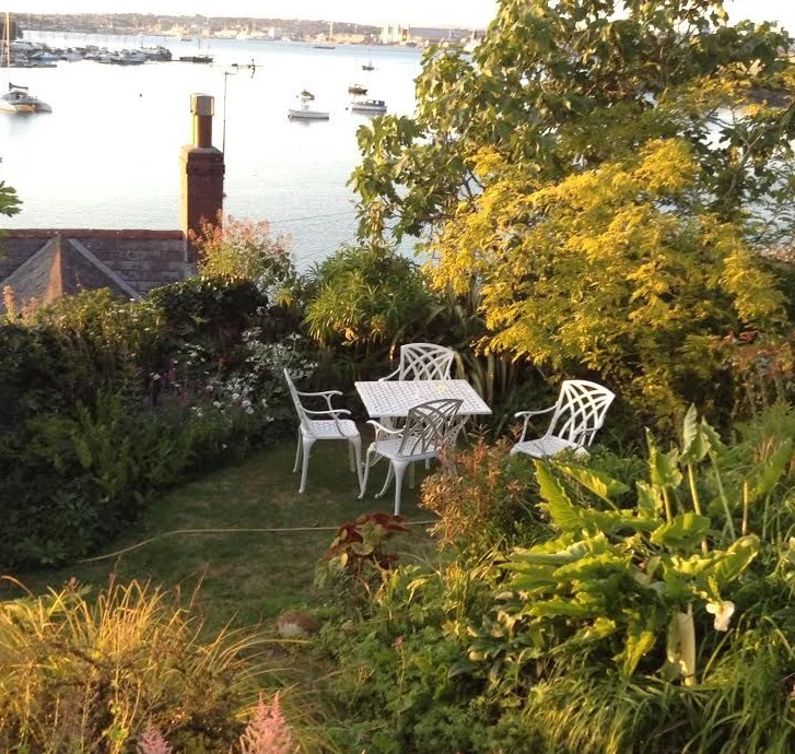 Lucy Table 4 Seater Set - White - Image 7